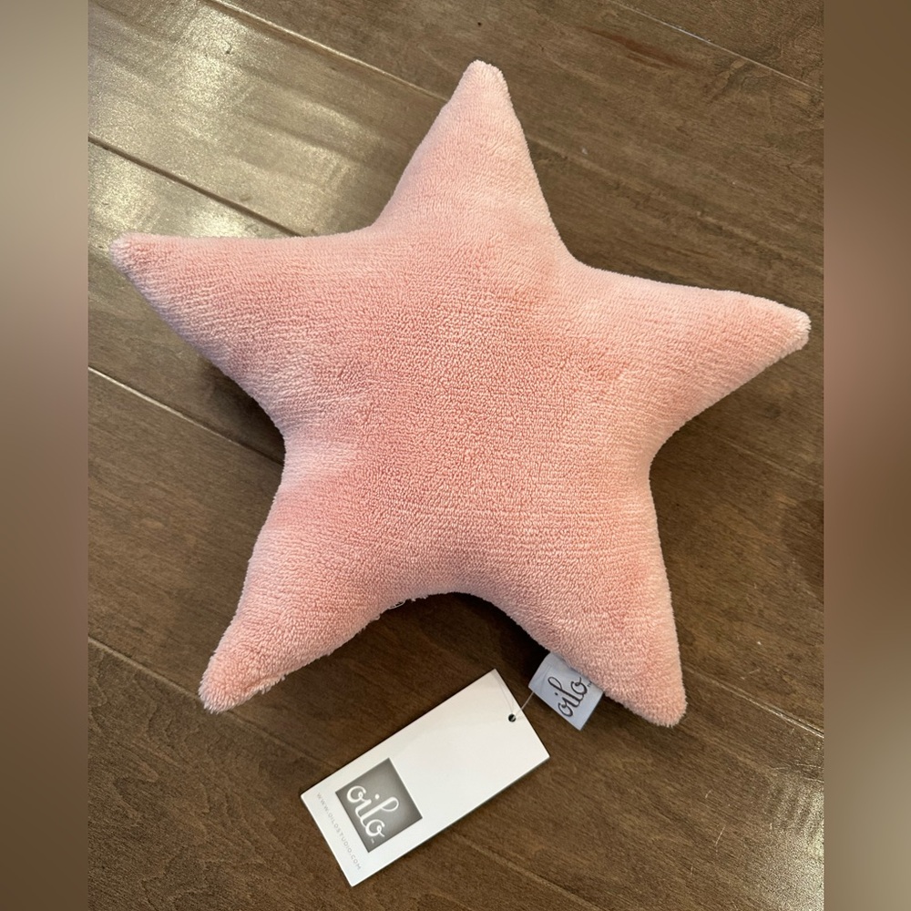 NWT Oilo Pink Star-Shaped Pillow